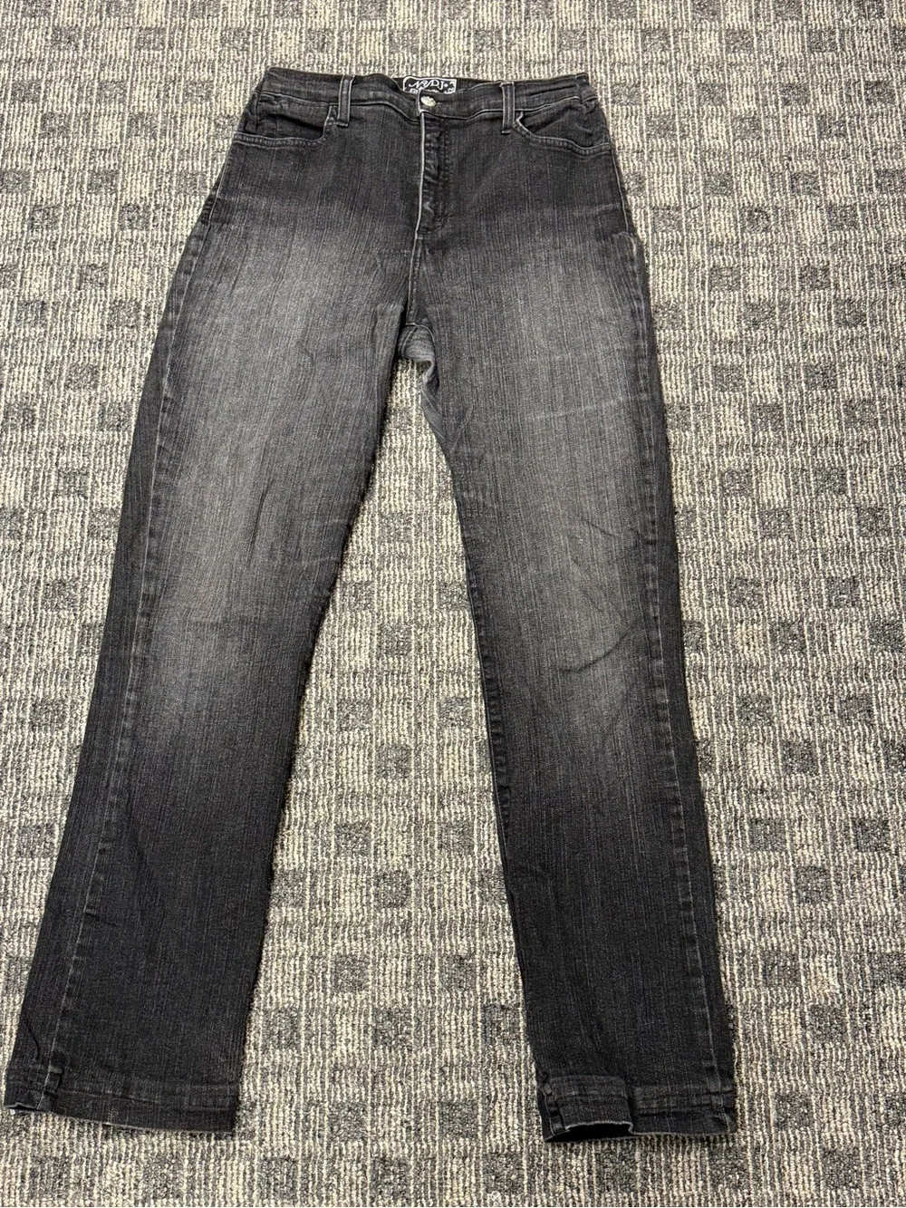 NYDJ Black Wash Straight Leg Jeans Size 10 Lift Tuck Technology USA